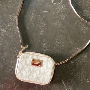 Cream Michael Kors Crossbody